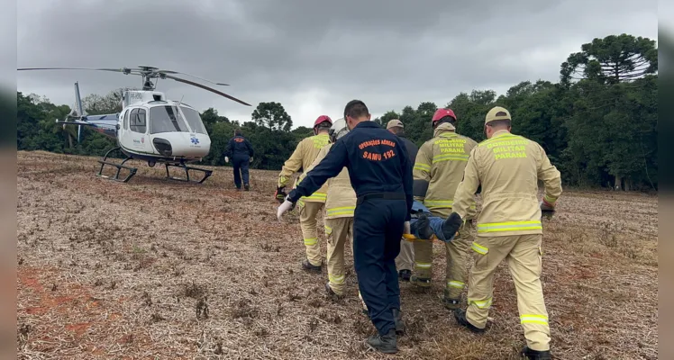 Vítima de 29 anos foi encaminhada para o HU-UEPG pelo transporte aéreo.