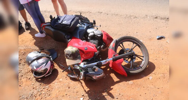 Motocicleta se envolveu no acidente de trânsito.