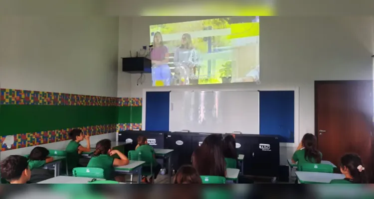 Confira os registros do trabalho com a videoaula e fora da sala de aula.