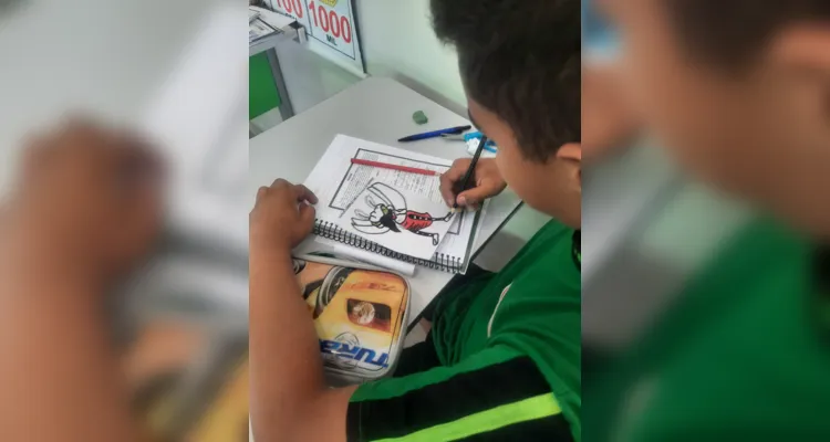 Confira os registros do trabalho com a videoaula e fora da sala de aula.