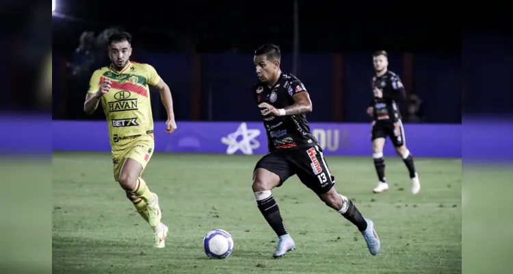 Fantasma soma 8 pontos ganhos, com 2 vitórias, 2 empate e uma derrota.