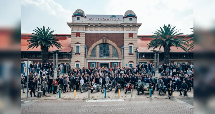 Evento é distinto pelo estilo dos motociclistas