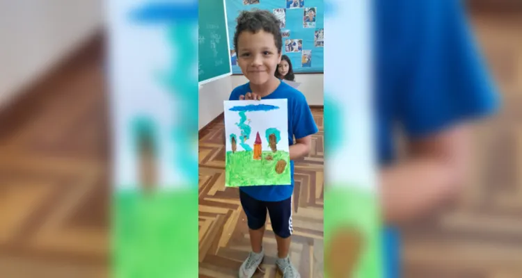 As atividades estimularam os alunos a unirem as suas histórias favoritas com a liberdade criativa que os desenhos oferecem.