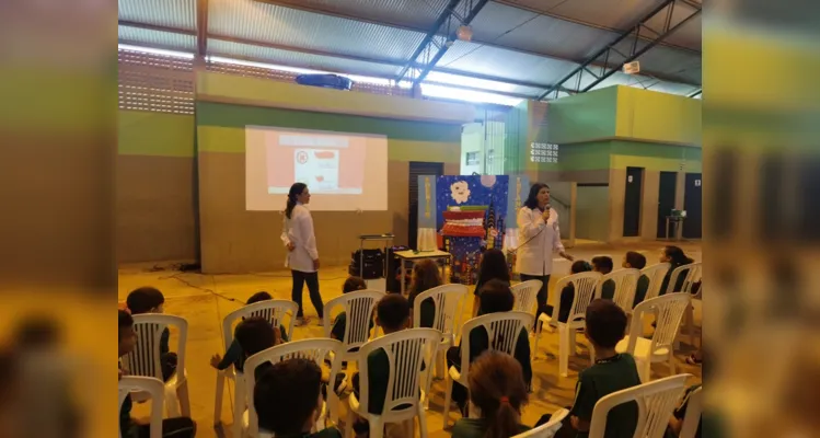 Temática teve vários momentos dentro e fora da sala de aula para contribuir no estudo da saúde bucal.