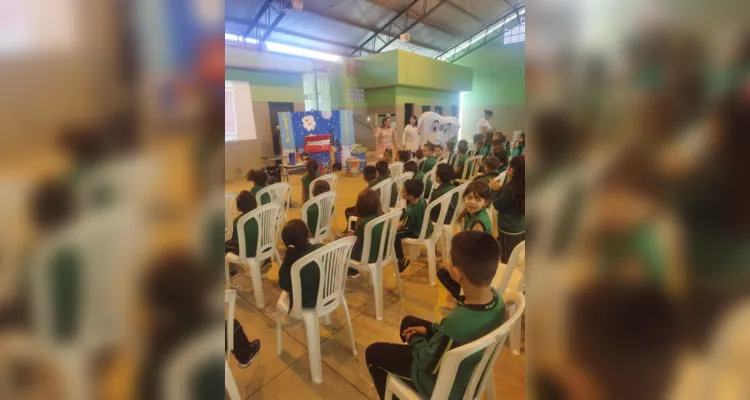 Temática teve vários momentos dentro e fora da sala de aula para contribuir no estudo da saúde bucal.