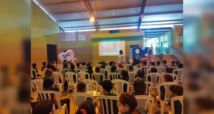 Temática teve vários momentos dentro e fora da sala de aula para contribuir no estudo da saúde bucal.