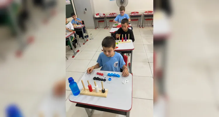 A atividade prática possibilitou aos alunos compreenderem o conteúdo trabalhado de forma leve e divertida.