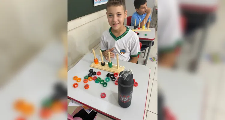 A atividade prática possibilitou aos alunos compreenderem o conteúdo trabalhado de forma leve e divertida.