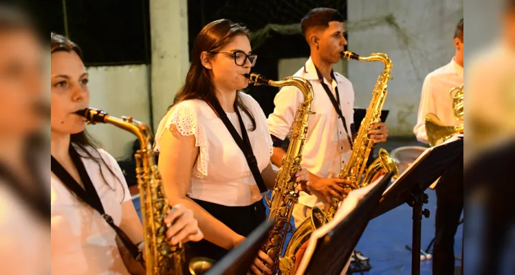 Apresentação emocionou quem estava no local.