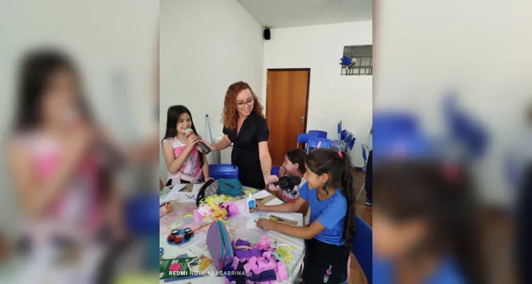 Durante as atividades, os educandos realizaram homenagens e diversas atividades sobre o Dia das Mães.