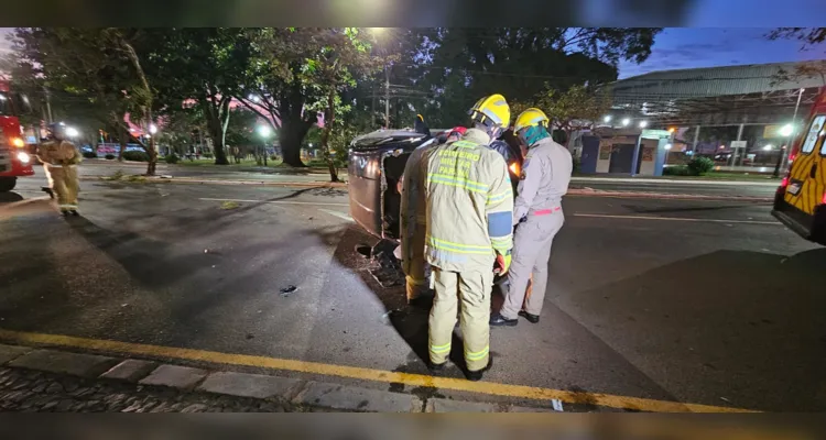 Acidente aconteceu na manhã deste sábado (22)