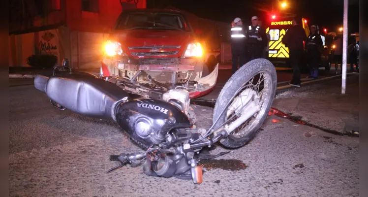 Acidente aconteceu na madrugada desta quinta-feira (06)