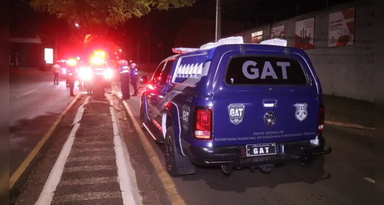 Equipes socorreram homem atingido por faca em PG