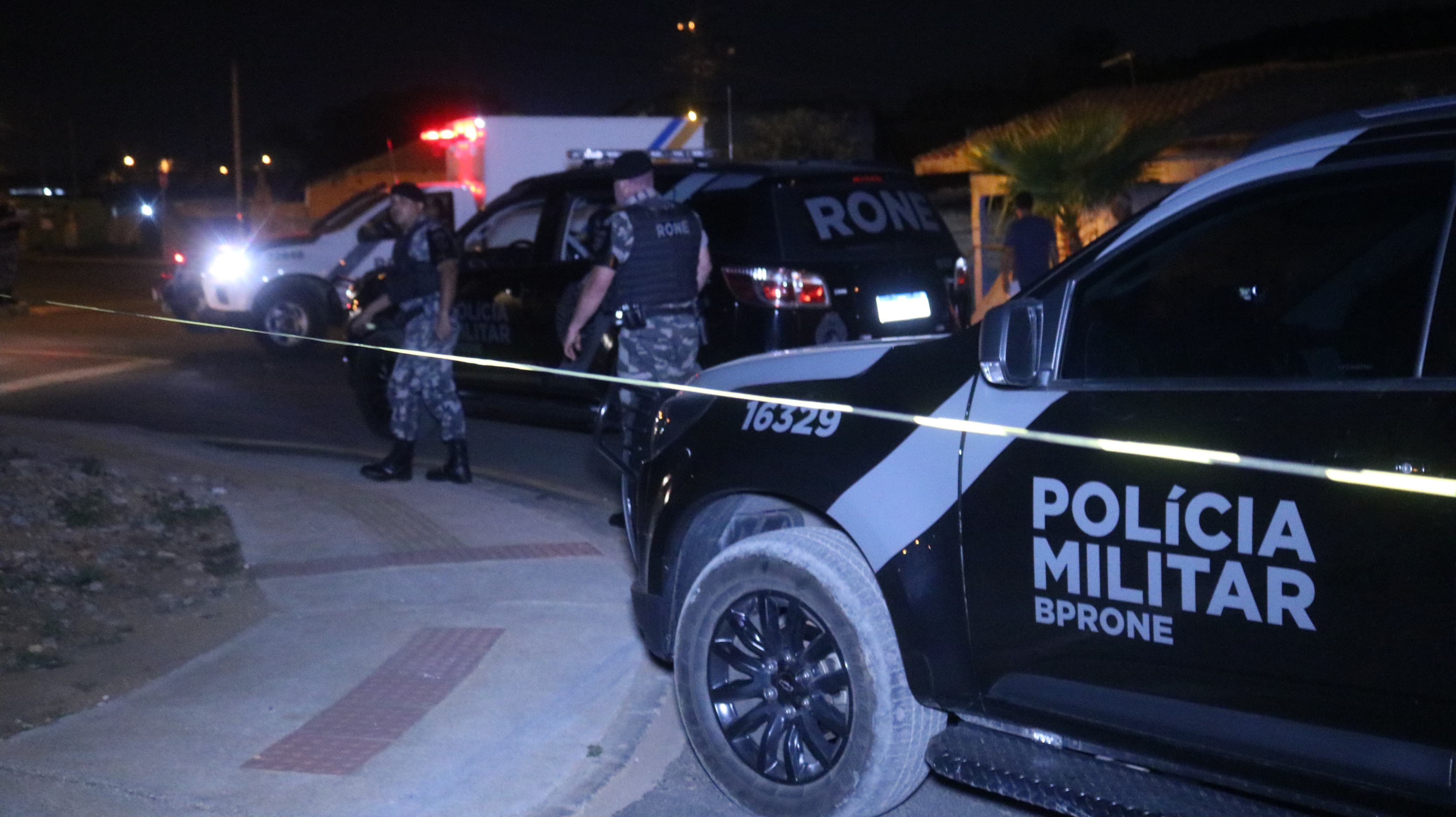 Homem confronta polícia com pistola e acaba em óbito em PG