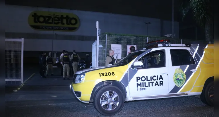 Suspeito rende vigilante para assaltar supermercado em Ponta Grossa