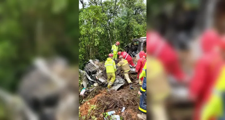 Sobe para nove os mortos em colisão entre carreta e van de atletas