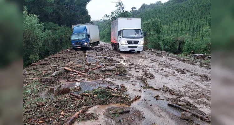 Governador determina força-tarefa para ajuda às vítimas das chuvas em General Carneiro