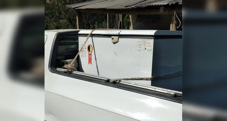 Os objetos foram encontrados em uma propriedade na zona rural do município de Teixeira Soares, nos Campos Gerais