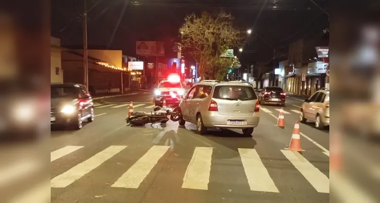 Acidente na Avenida Visconde de Mauá aconteceu na noite dessa terça-feira (15)