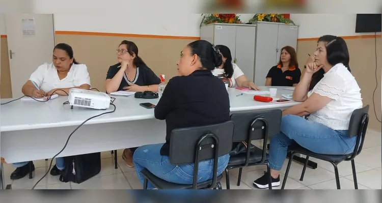 A oficina de capacitação do Vamos Ler já se tornou tradição na Educação de Carambeí