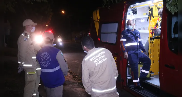 Após discussão, homem é esfaqueado pelo irmão mais novo, que foge do local, no Jardim Planalto -