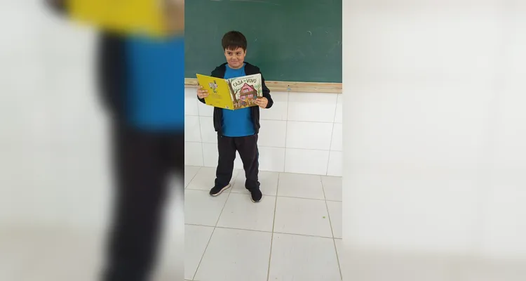 Confira os registros dos alunos em sala de aula.