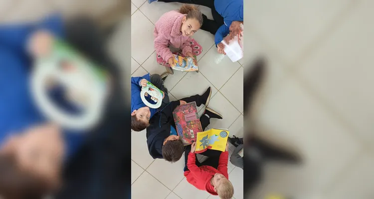 Confira os registros dos alunos em sala de aula.