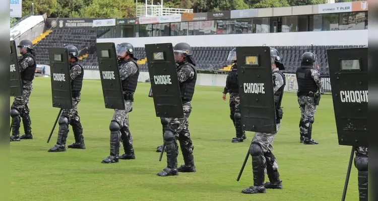 O treinamento faz parte da rotina de aprimoramento da equipe CHOQUE.