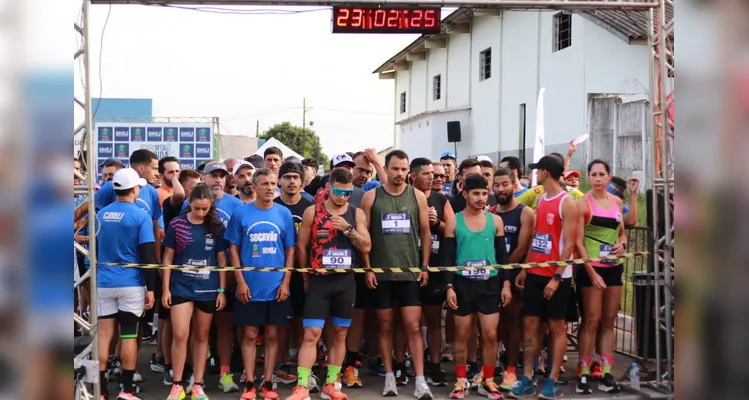 O evento contou com a inscrição de 200 corredores.