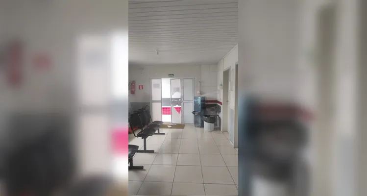 UBS Cantagalo, em Castro, é alvo de atos de vandalismo no domingo
