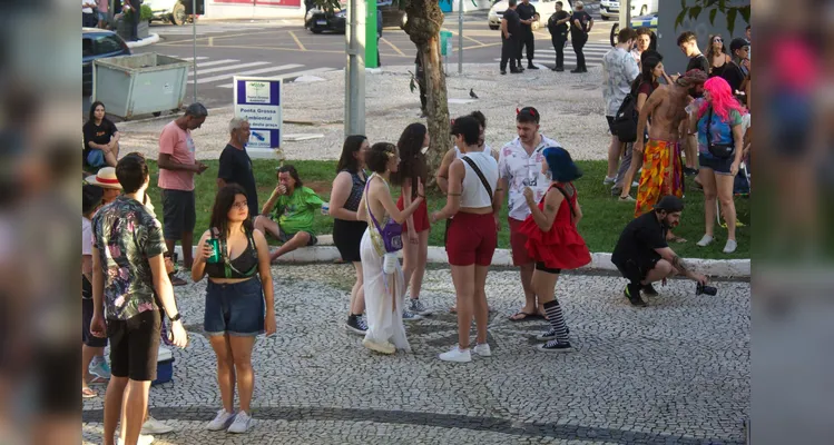 O Bloco dos Polacos iniciou às 15 horas e seguiu até as 18 horas deste sábado (1º).