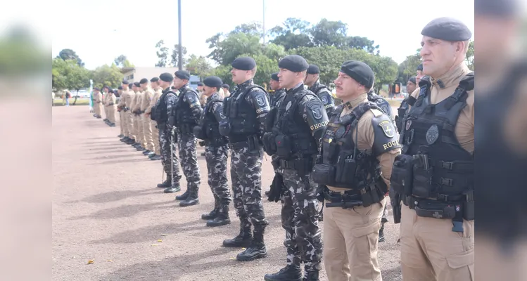 Batalhão realiza passagem de comando e celebra 125 anos; veja fotos