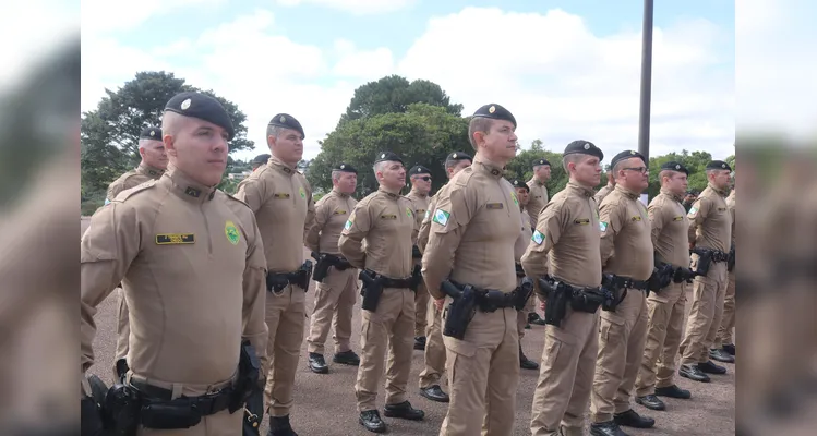 Batalhão realiza passagem de comando e celebra 125 anos; veja fotos