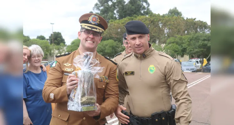 Batalhão realiza passagem de comando e celebra 125 anos; veja fotos