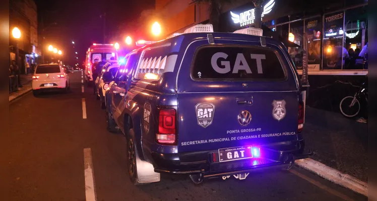 O caso aconteceu por volta de 1h, na avenida Bonifácio Vilela.