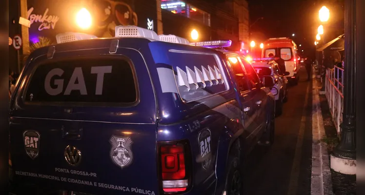 O caso aconteceu por volta de 1h, na avenida Bonifácio Vilela.