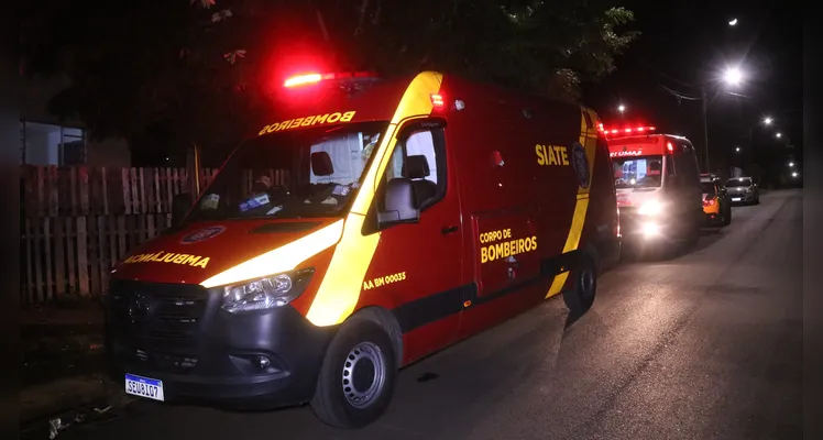 A ocorrência chegou até o Corpo de Bombeiros como ferimento por arma branca, no entanto, quando as equipes chegaram até o local perceberam que se tratava de agressão física