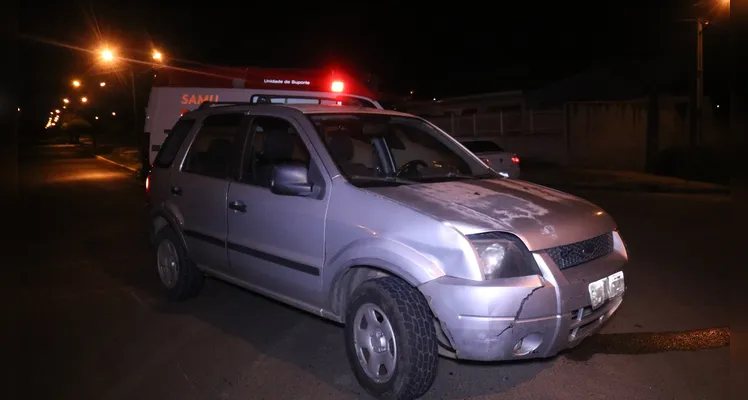 Equipes de socorro foram acionadas para colisão envolvendo Ecosport e moto