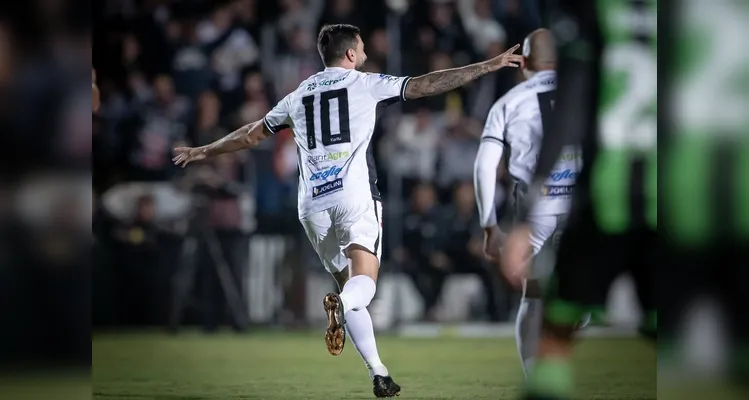 Com o resultado, o Alvinegro volta a vencer após quatro jogos na Série B.