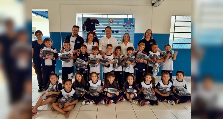 Gerson ressalta a importância da ação para a educação na cidade.