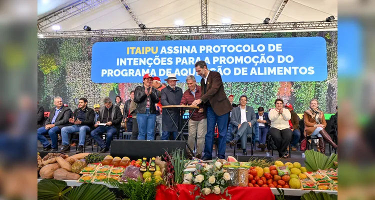 Lideranças estiveram no Assentamento Maila Sabrina, em Ortigueira.