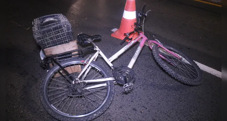 Ciclista é entubado após grave acidente na ‘Taunay’ em PG