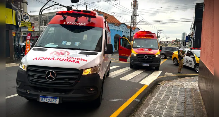Rua ficou bloqueada para os atendimentos médicos.