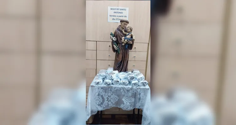 Paróquia do Rosário inicia vendas do tradicional bolo de Santo Antônio