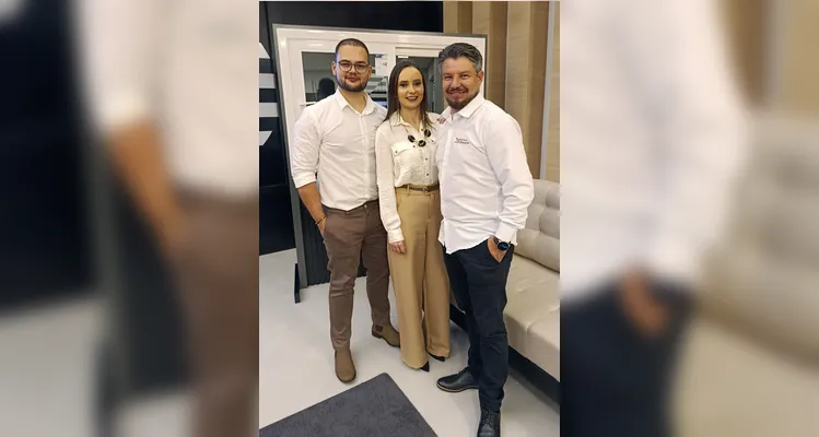 Schalon apresenta nova linha de esquadrias em evento no Grupo aRede