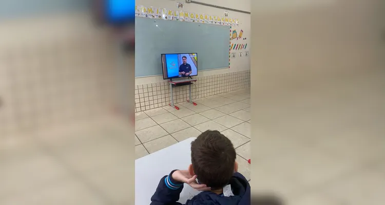 Confira os registros do amplo trabalho realizado pelos educandos em sala de aula.