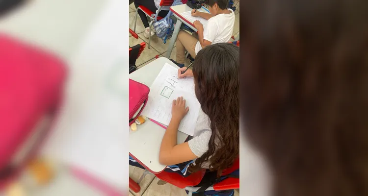 Confira os registros do amplo trabalho realizado pelos educandos em sala de aula.