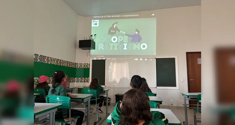 Educandos puderam extrair conteúdos diversificados da produção audiovisual.