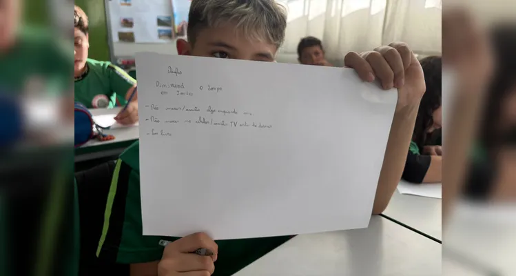 Educandos puderam desenvolver série de trabalhos sobre a questão em sala de aula.