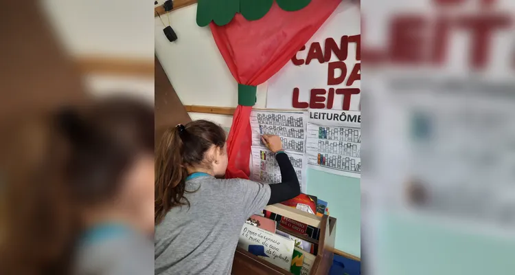 Educandos têm espaço próprio para registro dos títulos lidos.